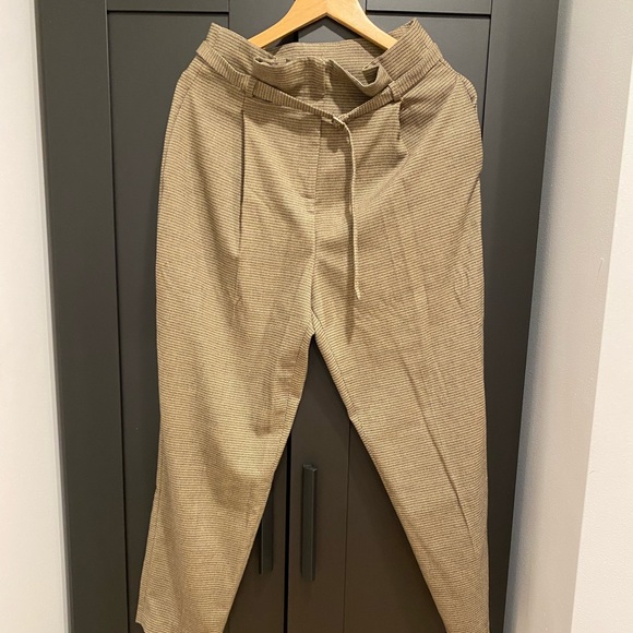 ❤️4/$40 SALE! ❤️ Zara Basic Pant - Picture 1 of 5